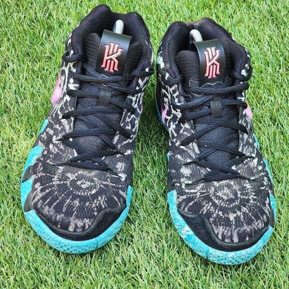 NIKE KYRIE - Womens Sneakers - SIZE 7 - Picture 2 of 11